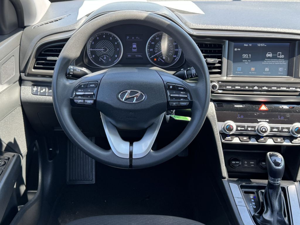 2020 Hyundai Elantra Image 13