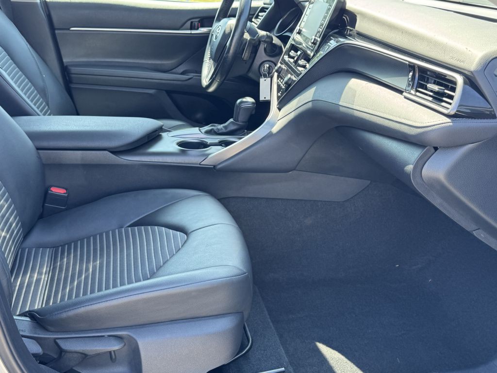2021 Toyota Camry Image 9