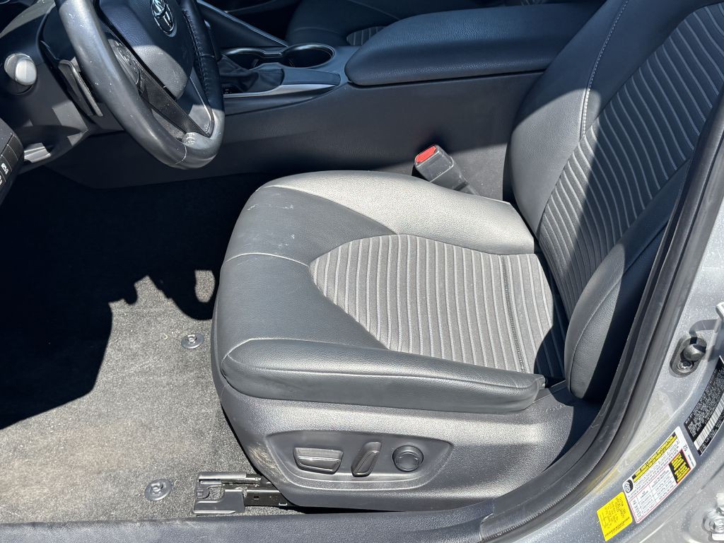2021 Toyota Camry Image 13