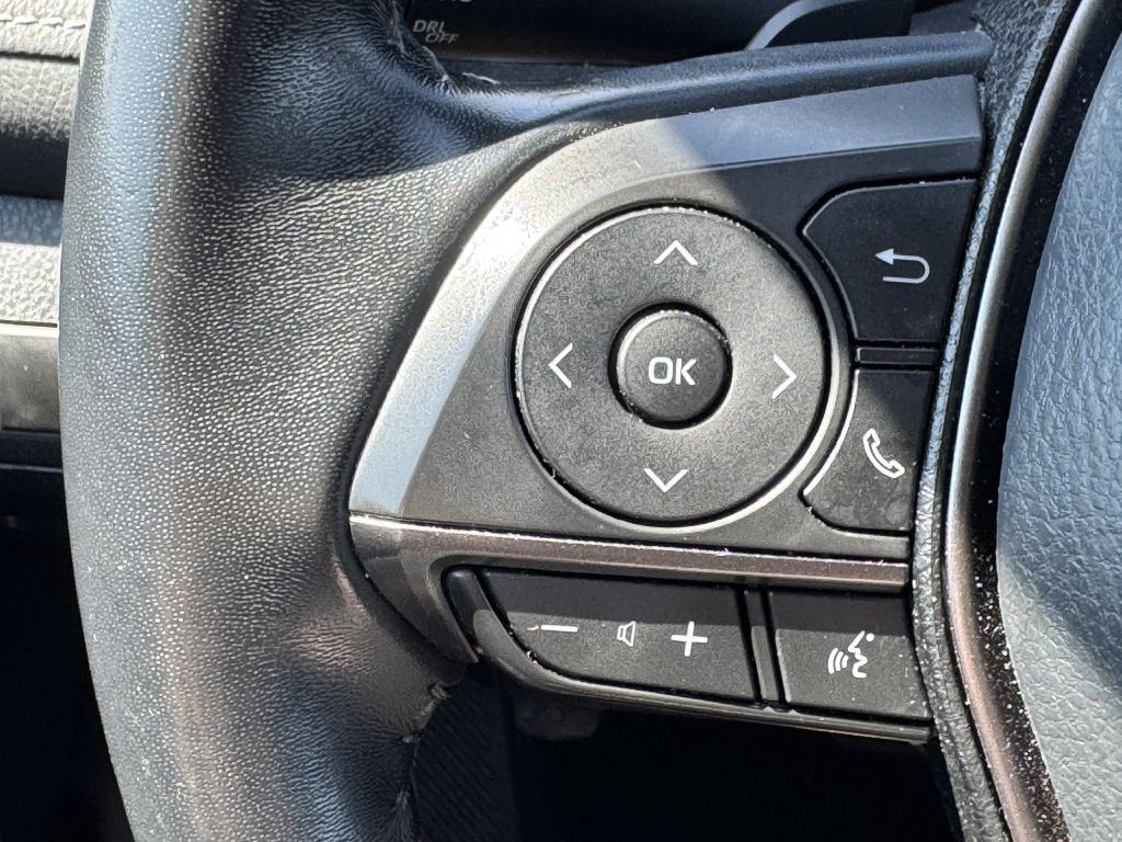 2021 Toyota Camry Image 18