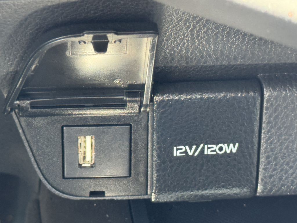 2021 Toyota Camry Image 21