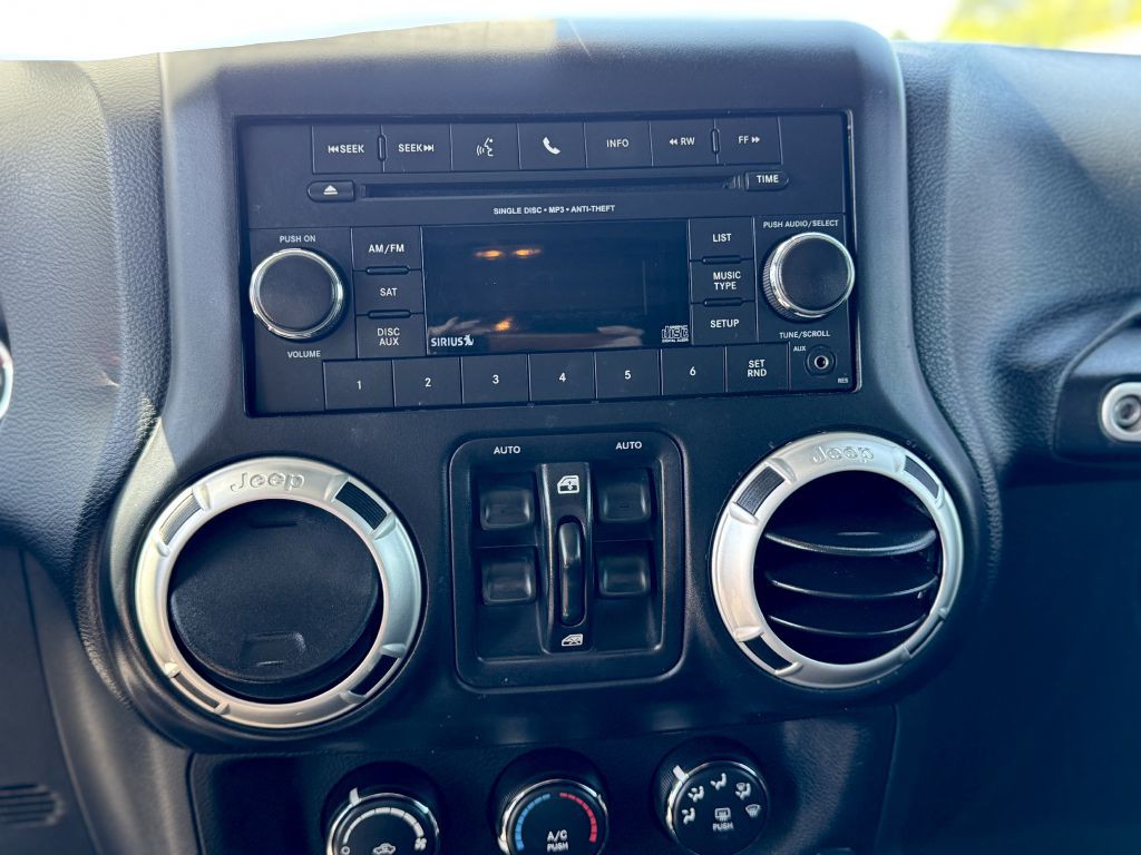 2017 Jeep Wrangler Unlimited Image 20