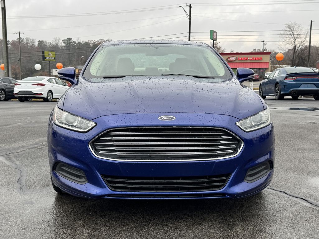 2016 Ford Fusion Image 2