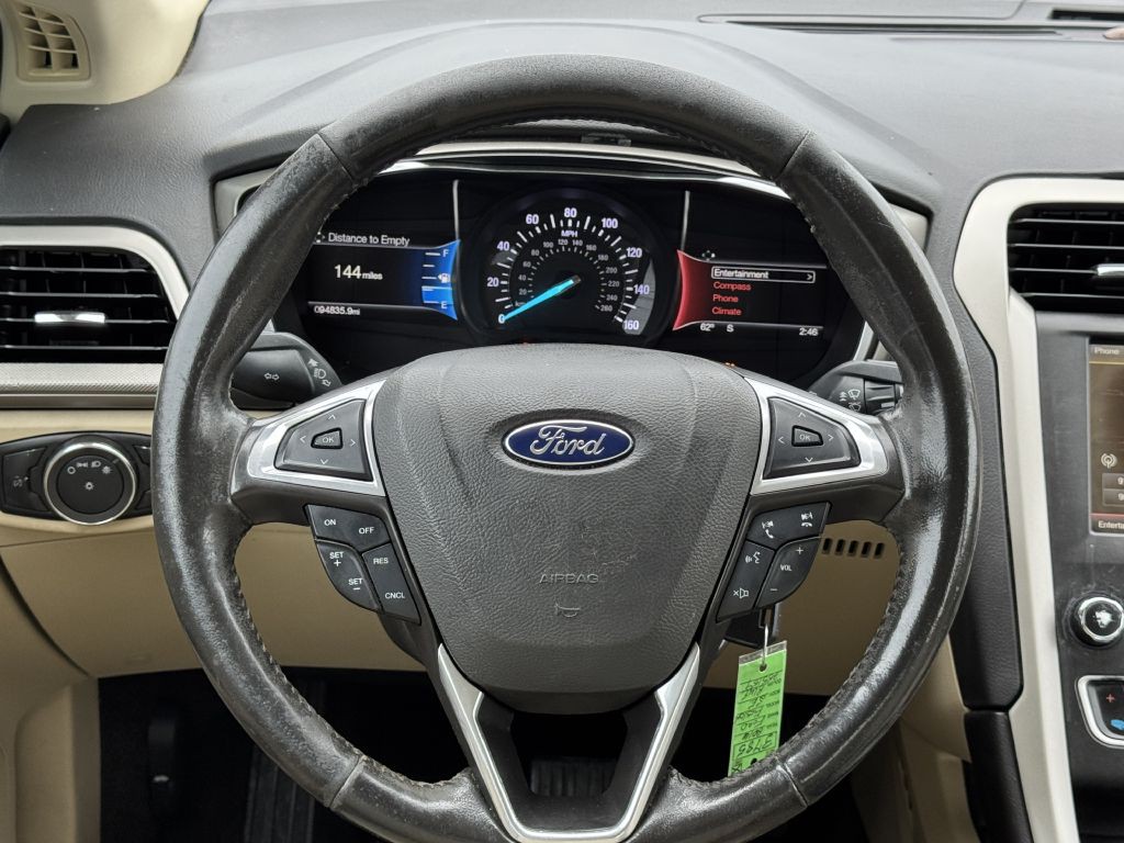 2016 Ford Fusion Image 12