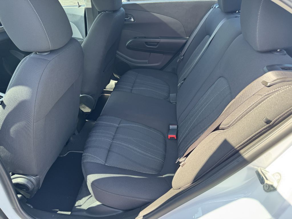 2019 Chevrolet Sonic Image 11