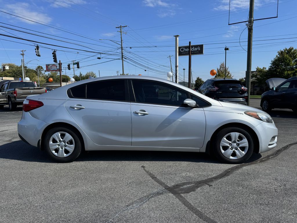 2015 Kia Forte Image 8