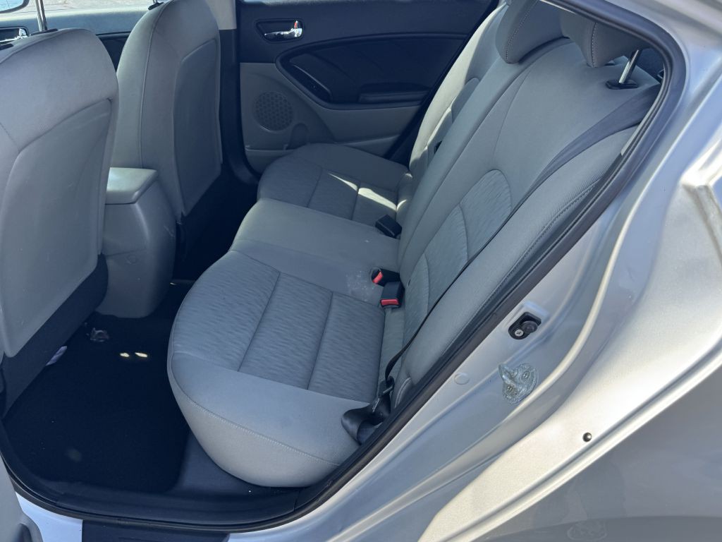 2015 Kia Forte Image 10