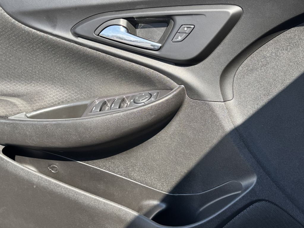 2023 Chevrolet Malibu Image 12