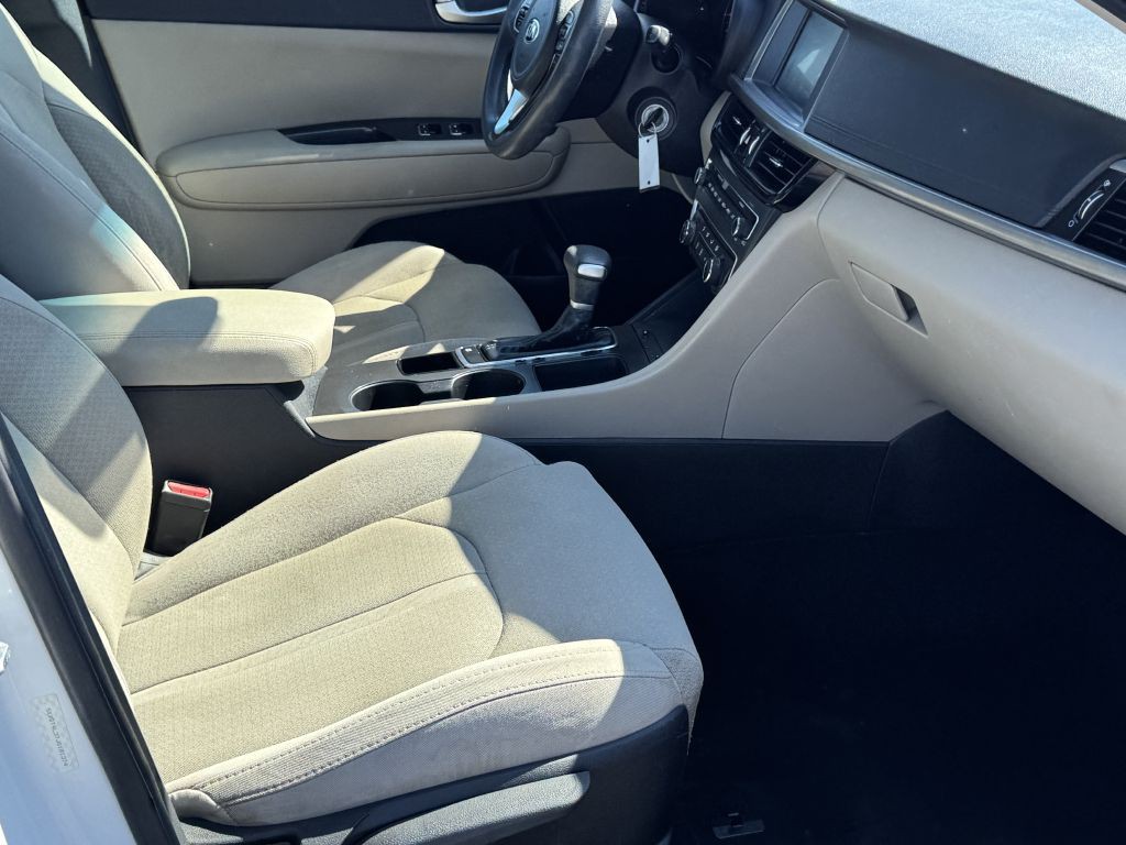 2018 Kia Optima Image 7