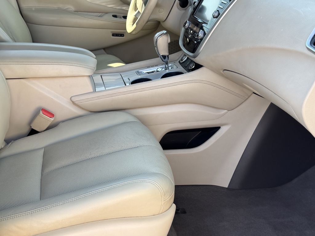 2017 Nissan Murano Image 9