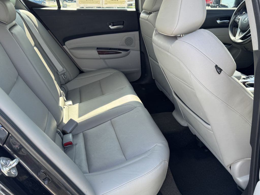 2015 Acura TL Image 25