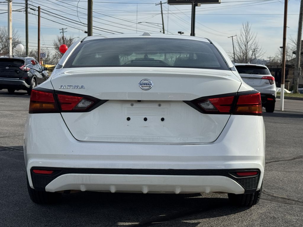 2020 Nissan Altima Image 6