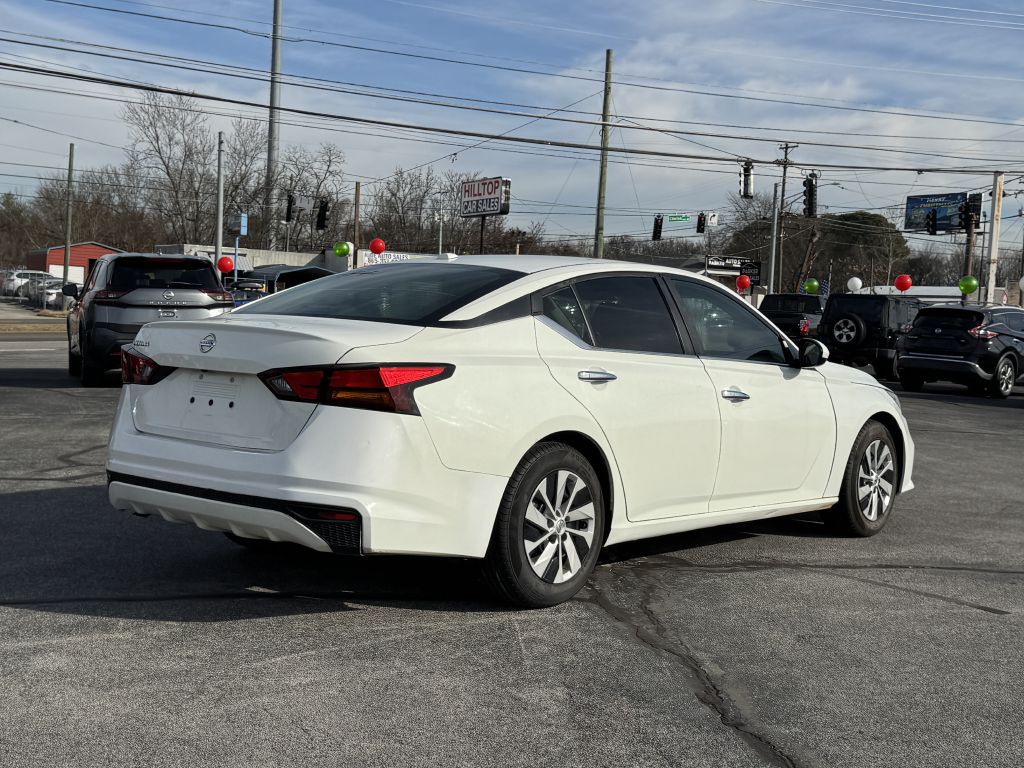 2020 Nissan Altima Image 7