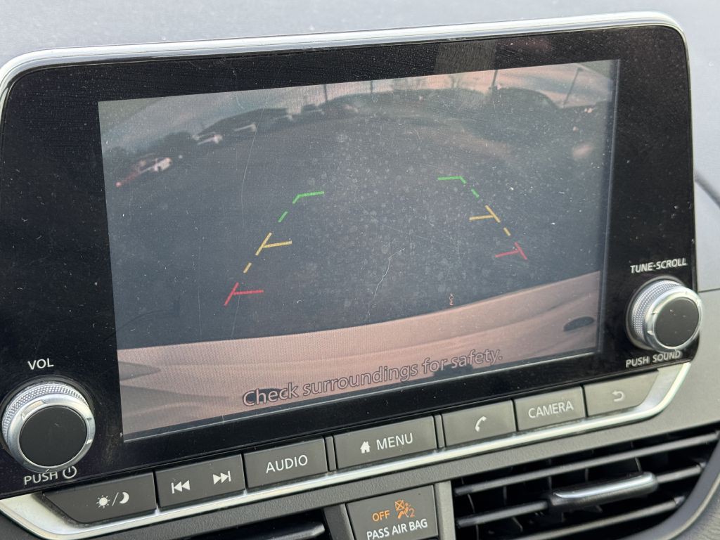 2020 Nissan Altima Image 12