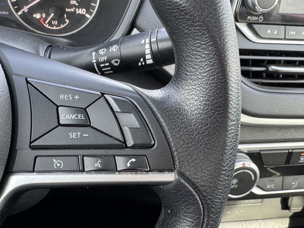 2020 Nissan Altima Image 16