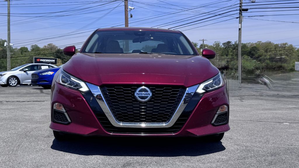 2021 Nissan Altima Image 2