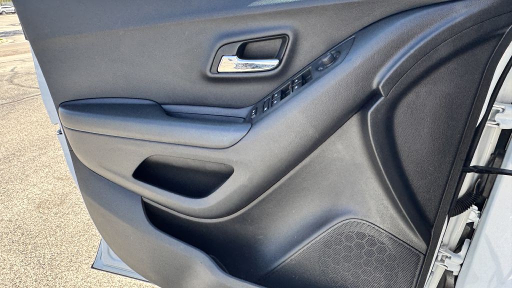 2021 Chevrolet Trax Image 13