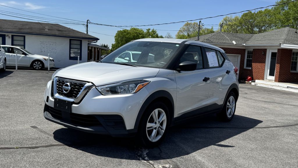 2020 Nissan Kicks Image 3