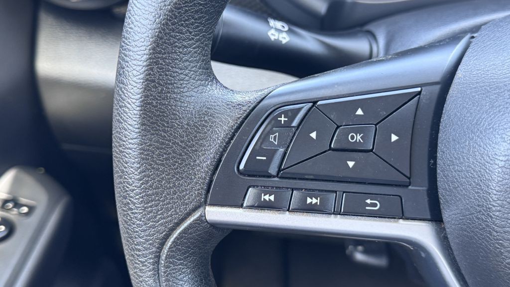 2021 Nissan Kicks Image 14