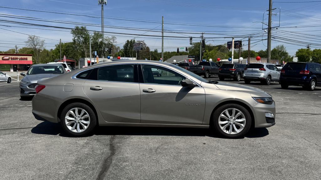 2022 Chevrolet Malibu Image 5