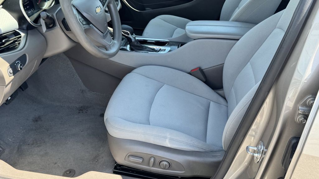 2022 Chevrolet Malibu Image 12