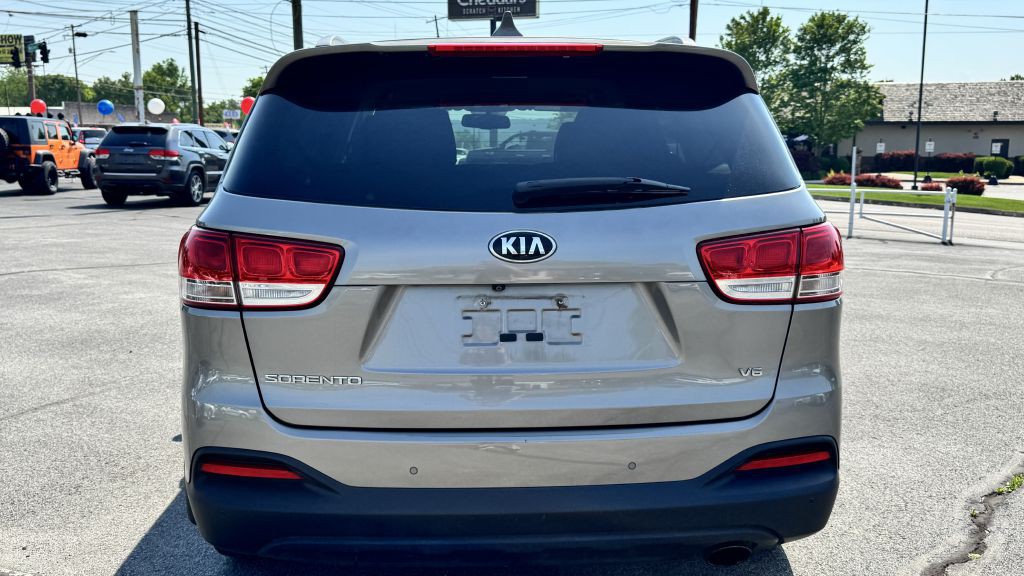 2016 Kia Sorento Image 7