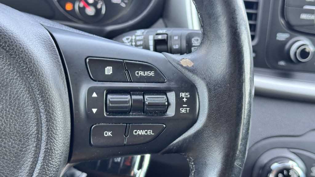 2016 Kia Sorento Image 18