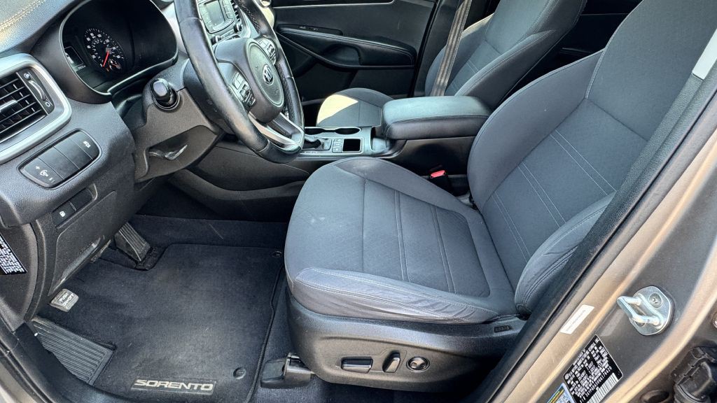 2016 Kia Sorento Image 20
