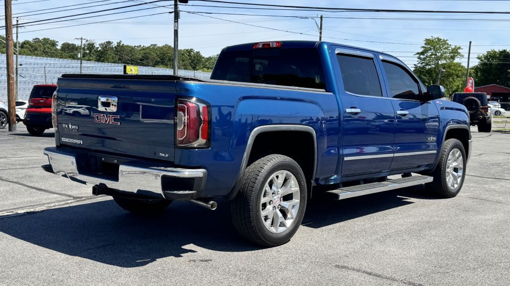 2018 GMC Sierra Image 3