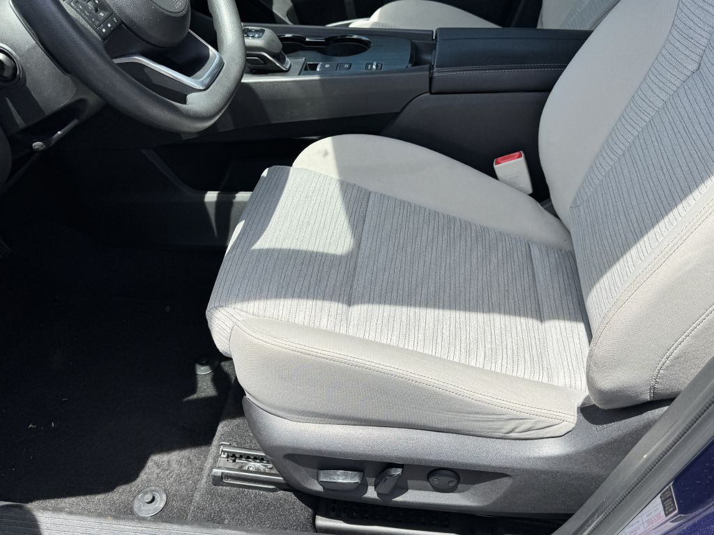 2023 Nissan Rogue Image 12