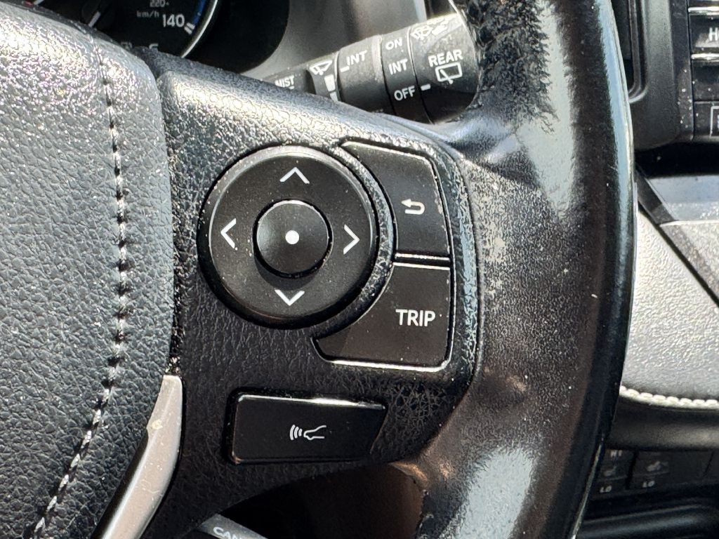 2017 Toyota Rav4 Image 20