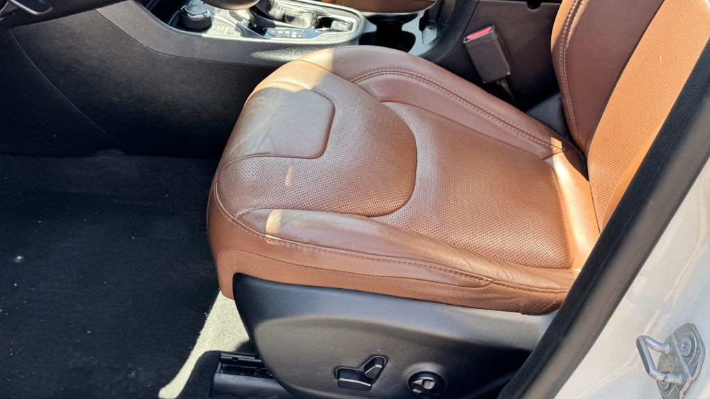 2019 Jeep Cherokee Image 19