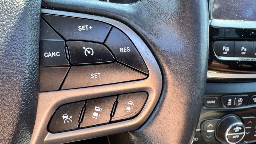 2019 Jeep Cherokee Image 22