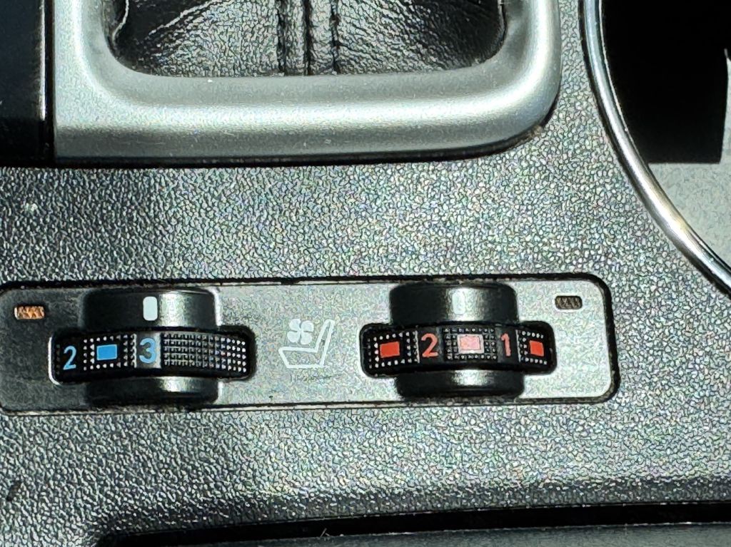 2019 Toyota Highlander Image 24