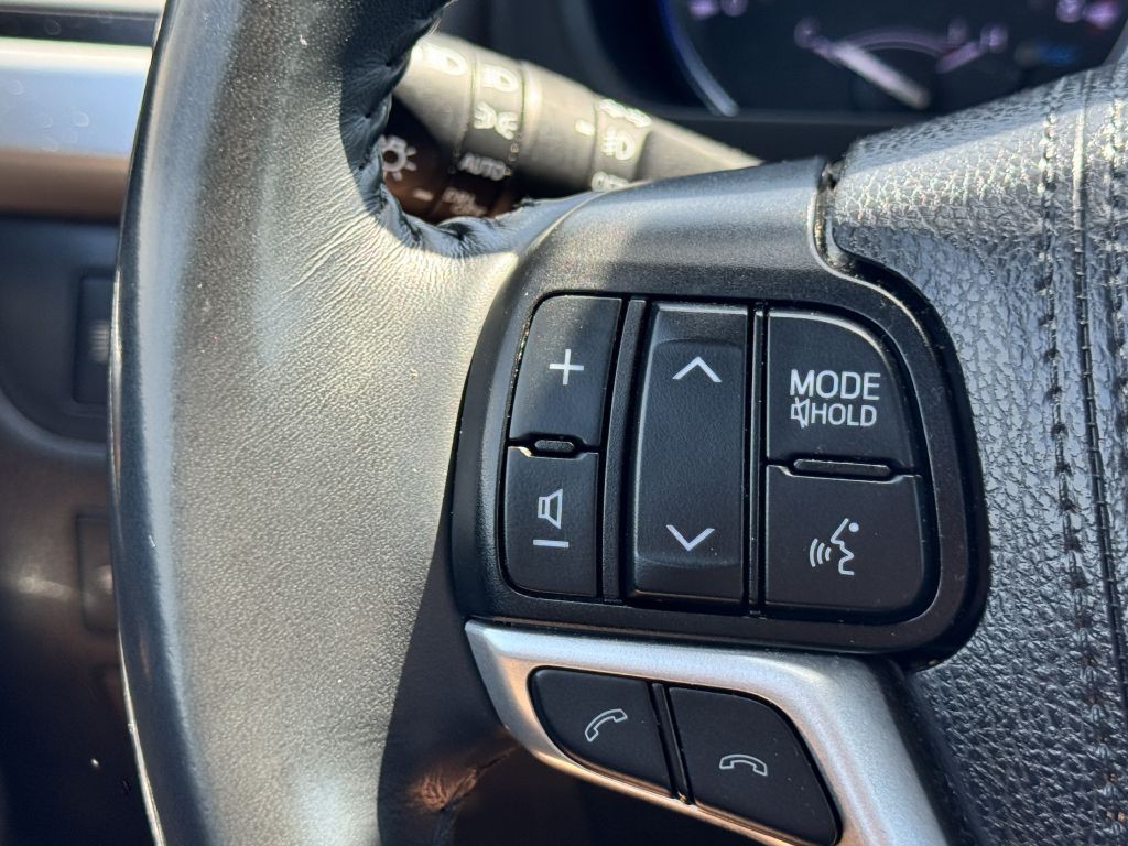 2019 Toyota Highlander Image 25