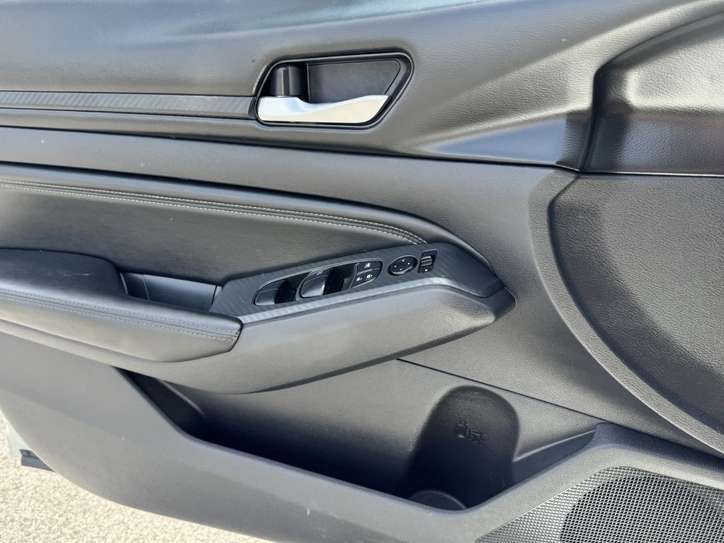 2020 Nissan Altima Image 12