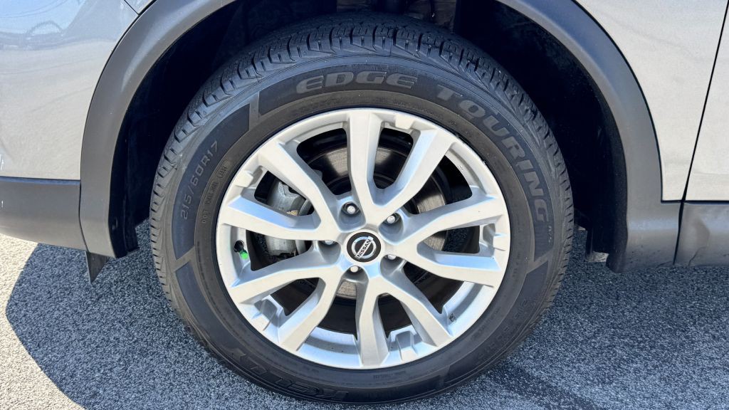 2022 Nissan Rogue Image 10