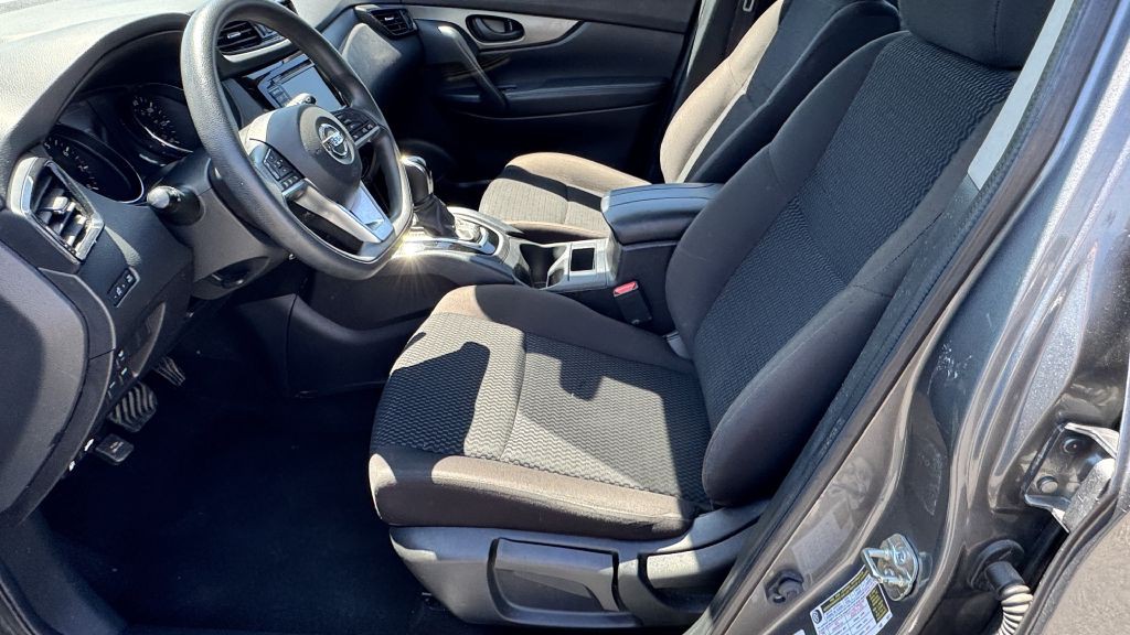 2022 Nissan Rogue Image 14