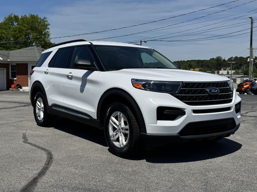 2023 Ford Explorer Image 1