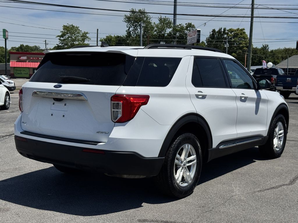 2023 Ford Explorer Image 3