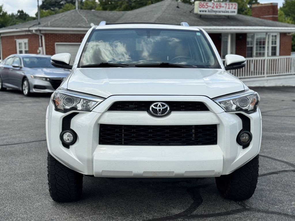 2018 Toyota 4Runner Image 2