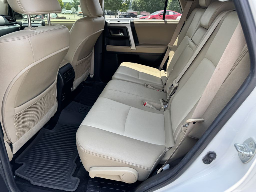 2018 Toyota 4Runner Image 15