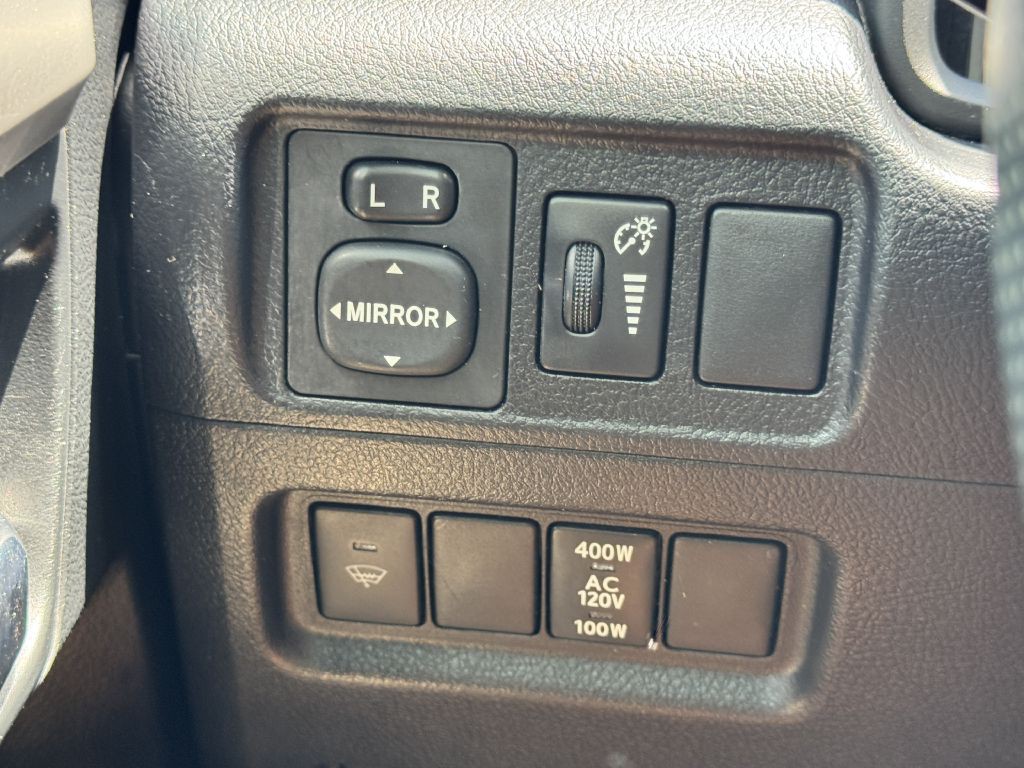 2018 Toyota 4Runner Image 21