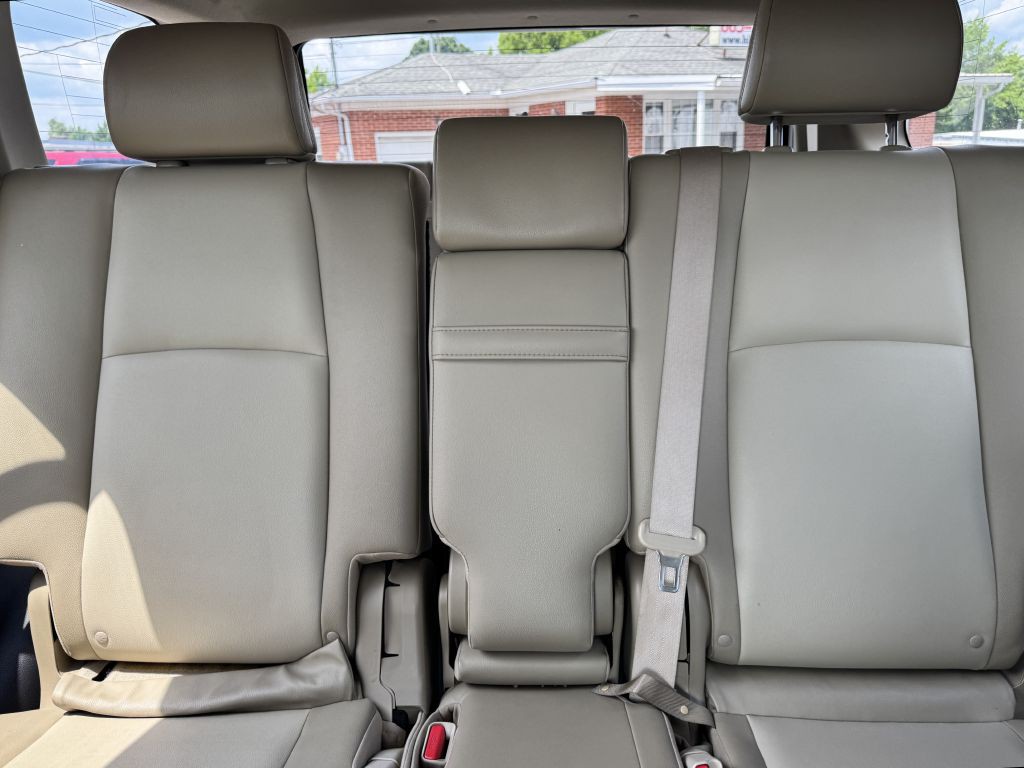 2018 Toyota 4Runner Image 26