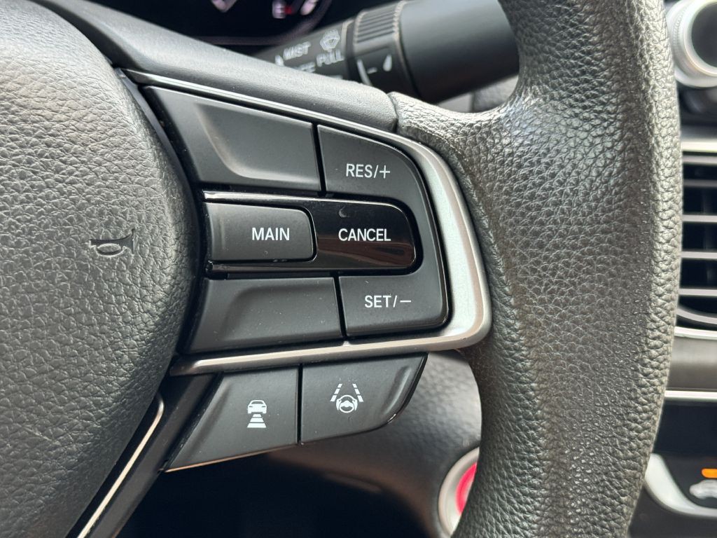 2019 Honda Accord Image 18