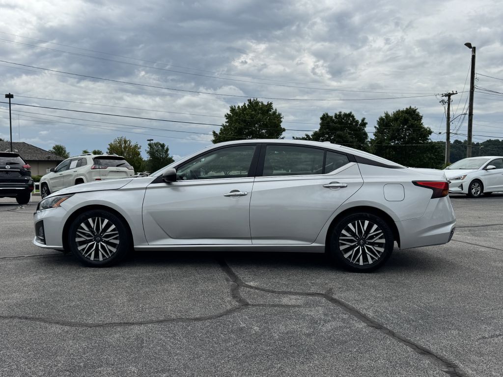 2024 Nissan Altima Image 4