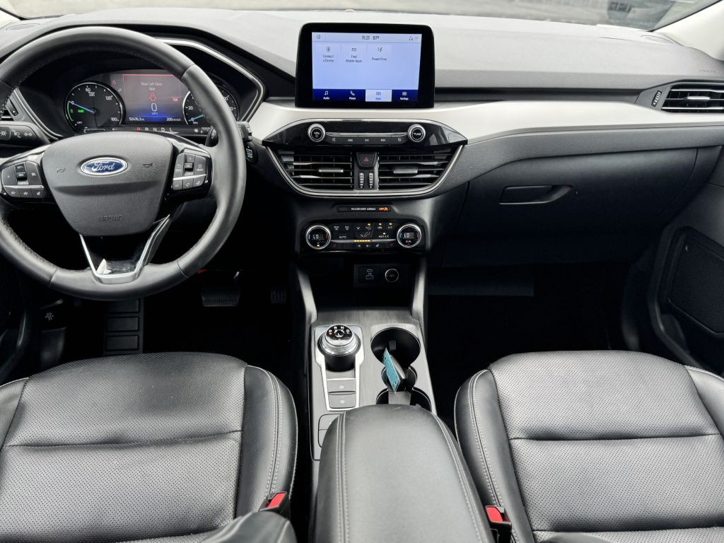 2021 Ford Escape Image 15