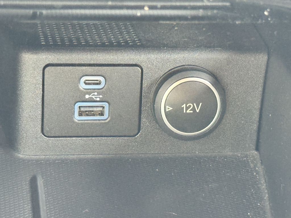2021 Ford Escape Image 24