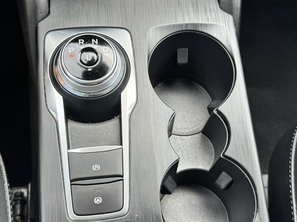 2021 Ford Escape Image 25
