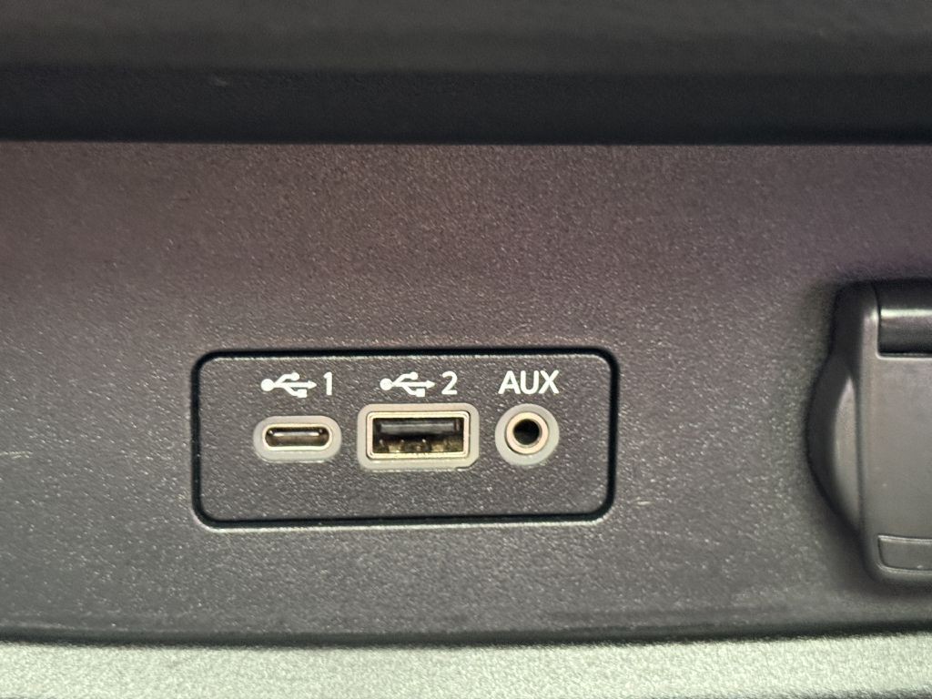 2021 Nissan Sentra Image 18